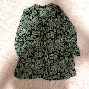 black and white pattern blouse